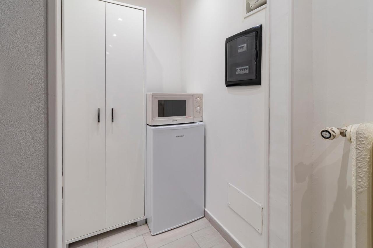 I Host Apartment - Londonio 19 밀라노 외부 사진